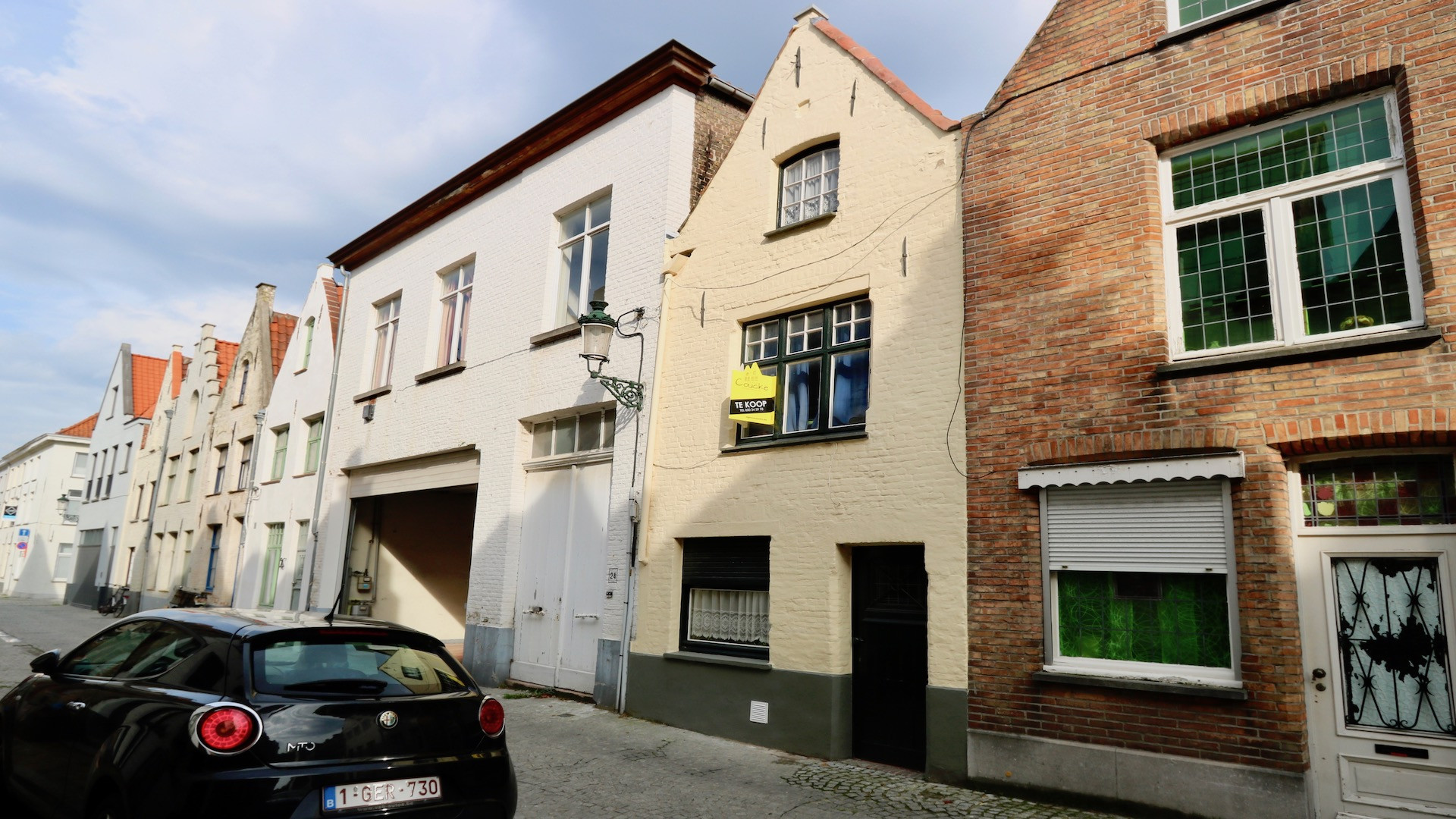 16e eeuws Brugs diephuis met leuk terrasje