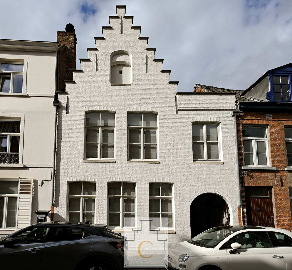 ruime 17e eeuwse trapgevelwoning met diepe zongerichte tuin en garden porch, rustige locatie nabij het Astridpark