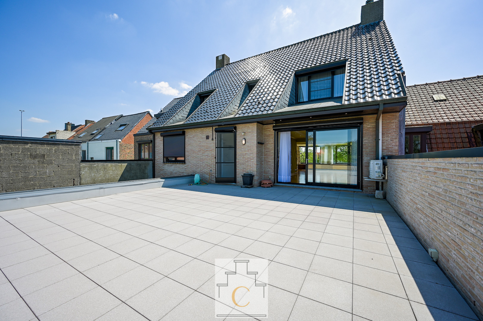 Ruime en kwalitatieve duplex op toplocatie te Sint-Michiels