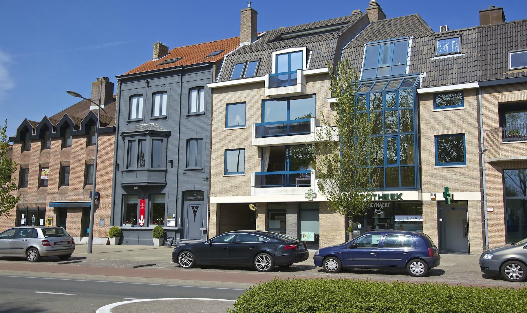 mooi APPARTEMENT met terras – sublieme ligging te Kristus Koning (Scheepsdalelaan), zicht op Ezelpoort en Stil Ende - 725€ huur + 50€ algemene kosten -  mogelijkheid garagebox bij te huren (80 per maand)