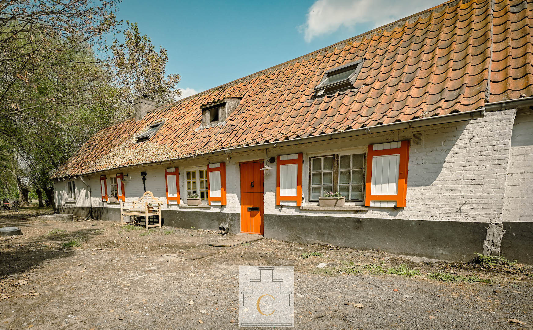 idyllisch gelegen hoeve met tuin, erf en weiland (3729 m2)