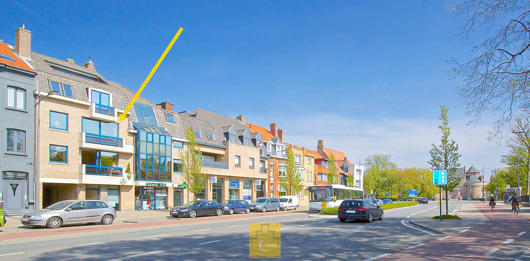 mooi APPARTEMENT met terras en garage – sublieme ligging te Kristus Koning (Scheepsdalelaan), zicht op Ezelpoort en Stil Ende