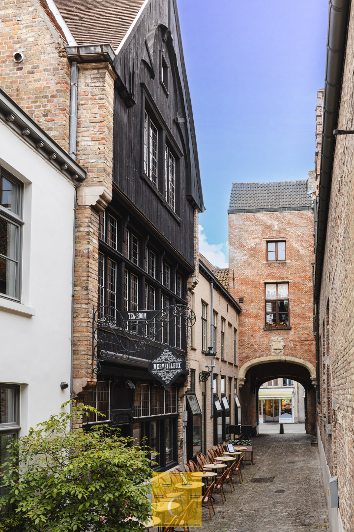 Commerciële parel in het centrum van Brugge – eigendom met handelsfonds