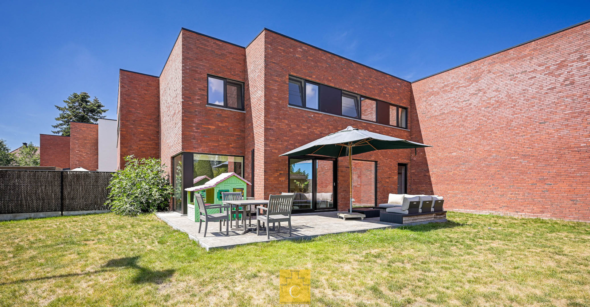 Moderne en energiezuinige (label A) gezinswoning te Oostkamp